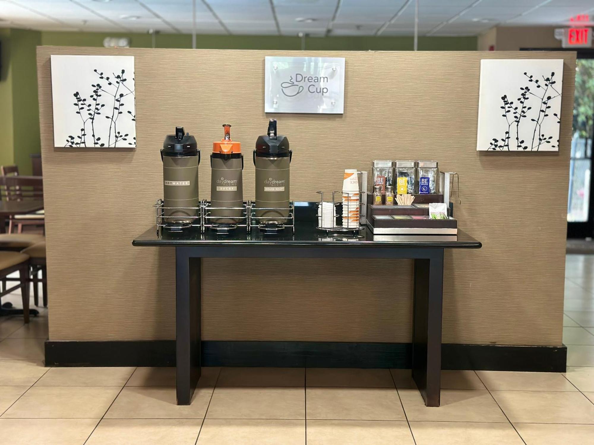 Sleep Inn & Suites Near Columbus - State University Area Luaran gambar